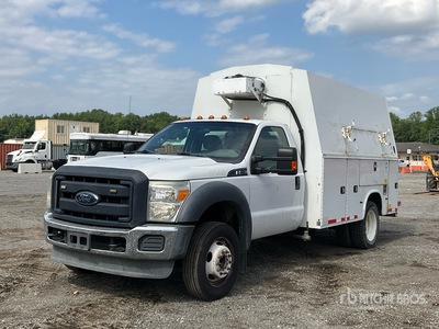 2016 Ford F-550 XL 4x2 Utility Truck