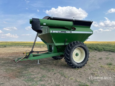 Brent 420 420 bu S/A Grain Cart