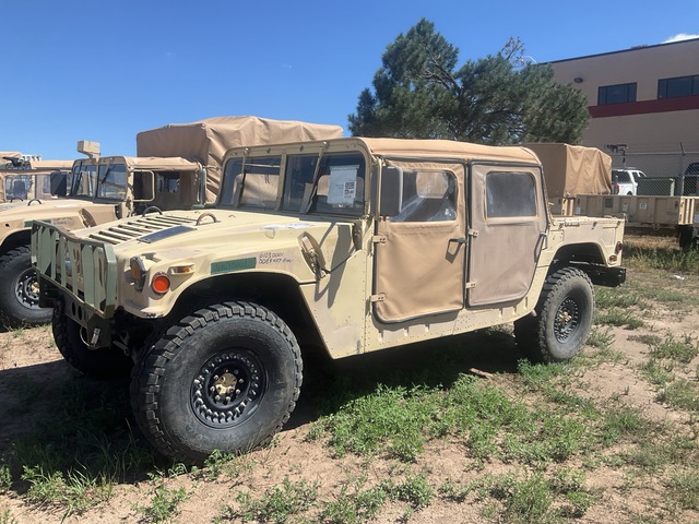 AM General M1097R1 HMMWV 4 Door Soft Top w/Truck Body