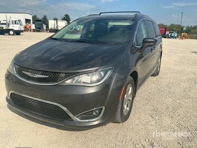 2017 Chrysler Pacifica Minivan