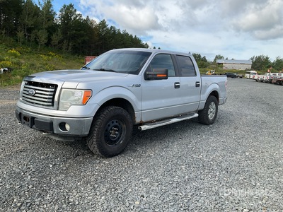 2011 Ford F-150 XL 4x4 Crew Cab Pickup
