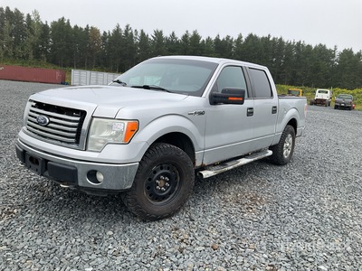 2011 Ford F-150 XL 4x4 Crew Cab ピックアップ