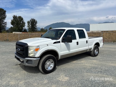 2011 Ford F-250 XL 4x4 Crew Cab Pickup
