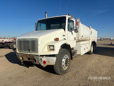 2000 Freightliner FL 80 6x4 Fuel and Lube Truck
