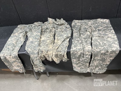 (120) Pairs of Wet Weather Trouser & (91) Pairs of Cold Weather Trousers