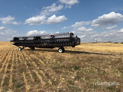 MacDon FD75 35 ft Flex Draper Combine Header