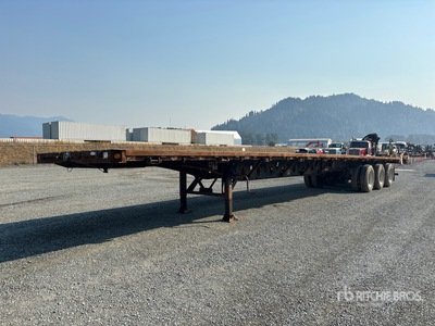 2013 Manac 53 ft Tri/A Flatbed Trailer