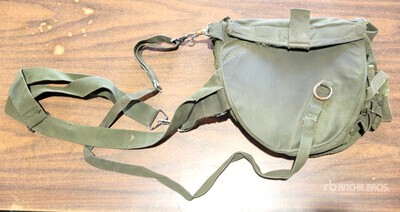(459) U.S. OD Nylon Gas Mask Bags