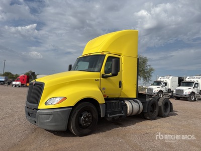 2023 International LT625 6x4 تراكتور شاحنة نهارية (ثنائية المحور)