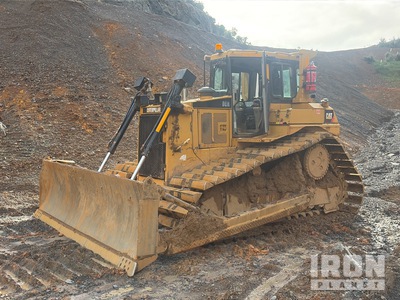 2004 Cat D6R LGP Series II Spycharka gąsienicowa