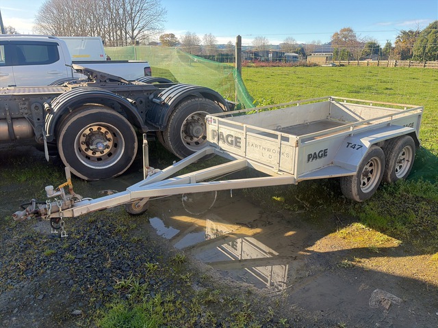 2012 Homebuilt 2.4 m T/A Utility Trailer