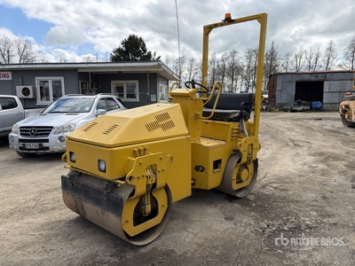 Sakai SW330 Double Drum Roller
