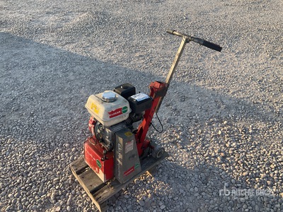 Husqvarna CG200S Milling Machine