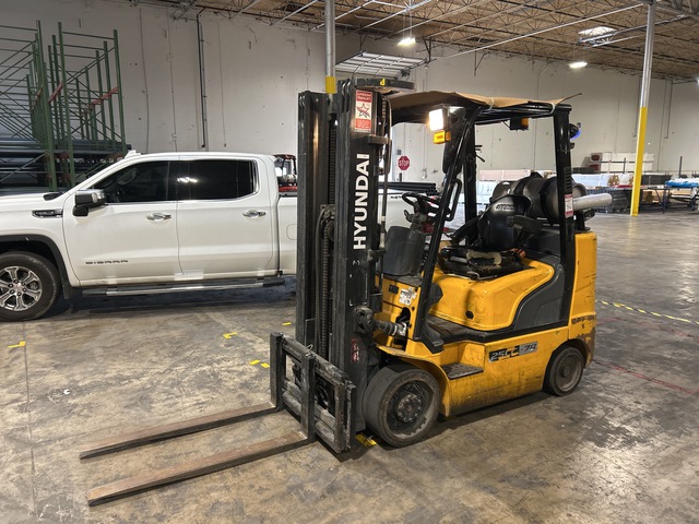 2019 Hyundai 25LC-7A 5070 lb Forklift