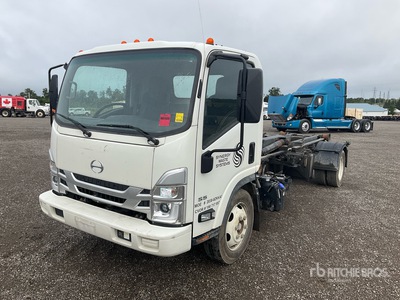 2024 Hino S52 4x2 Camion à système de levage à crochet