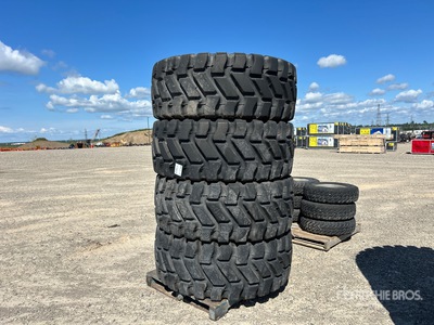 Quantity of (4) 20.R25 Tires
