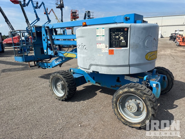 2014 Genie Z-45/25 4WD Diesel Articulating Boom Lift in South