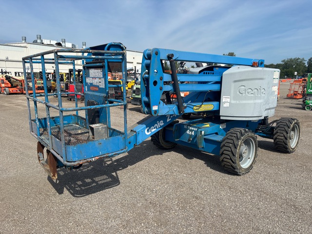 2014 Genie Z-45/25 4WD Diesel Articulating Boom Lift 2014 Genie Z-45/25 4WD Diesel Articulating Boom Lift