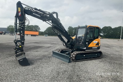 2023 Hyundai HX85A Tracked Excavator (Unused)