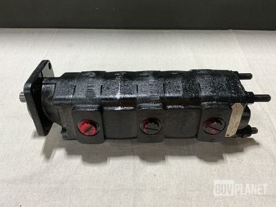 (8) Parker 3089130005 Rotary Pumps