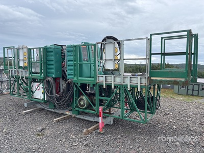 2018 Hydro-Mobile F300-600 T2 Tower Sections and Electric Scaffolding