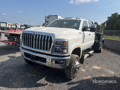 2022 International CV515 4x2 Crew Cab Flatbed Truck