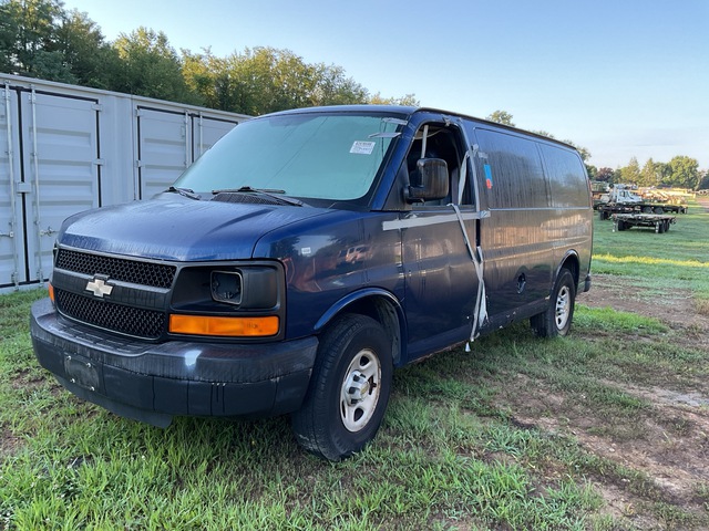 2004 Chevrolet Express 1500 Cargo Van