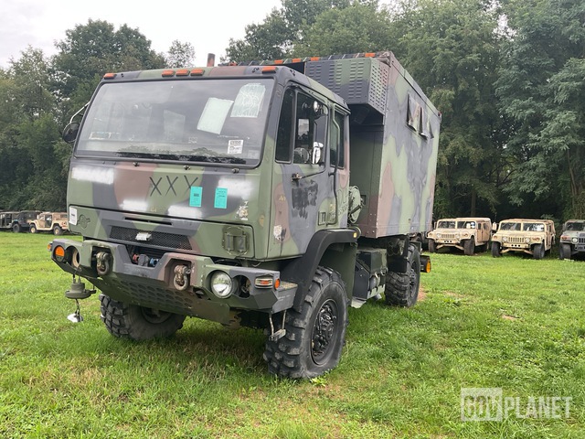 2006 Stewart & Stevenson M1079A1 LMTV 4x4 Van Truck