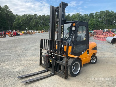2017 Maximal FD40T-M2WE3 8000 lb Forklift