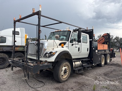 2013 International 7500 6x4 Camión Grúa