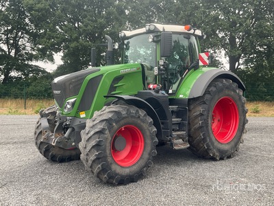 2022 Fendt 828 Vario S4 Profi Plus 4WD Tractor