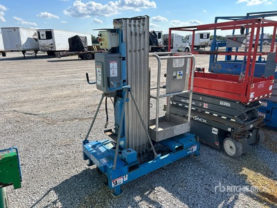 Vertical Mast Lift
