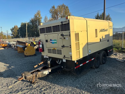 2019 Doosan HP915WCU-T4F Mobile 146 L Air Compressor