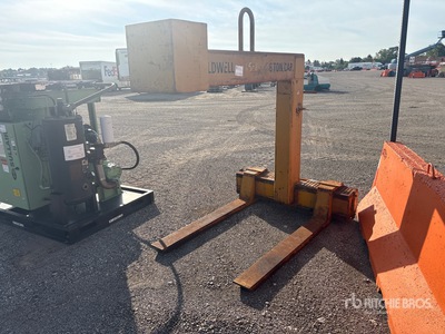 Caldwell 54 in 6 Ton Crane w/54 Inch Forks