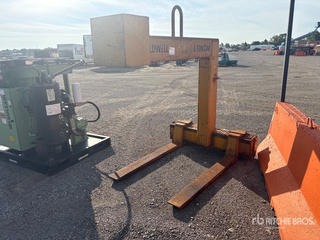 Caldwell 54 in 6 Ton Crane w/54 Inch Forks