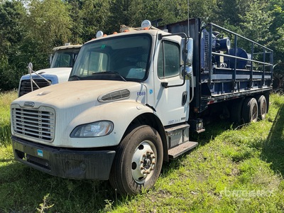 2005 Freightliner M2 106 6x4 Table Top Truck (Inoperable)