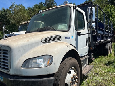 2020 Freightliner M2 106 6x4 Camion utilitaire