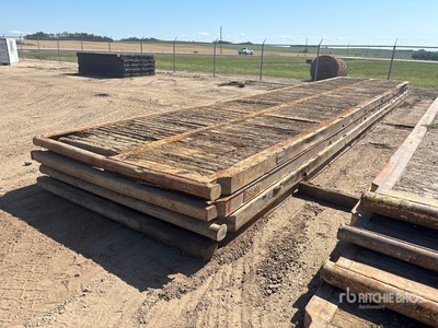 Quantity of (4) 40 ft x 8 ft Rig Mats