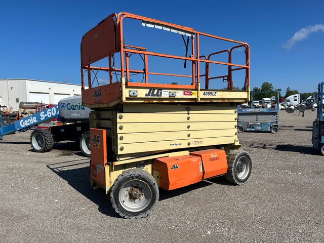 2015 JLG 4069LE Electric Scissor Lift