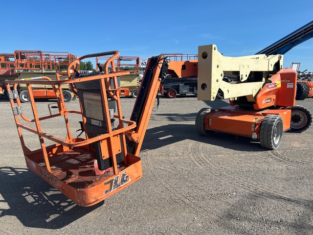 2015 JLG E450AJ 2WD Electric Articulating Boom Lift 2015 JLG E450AJ 2WD Electric Articulating Boom Lift