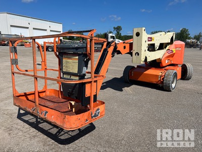 2015 JLG E450AJ 2WD Electric Articulating Boom Lift