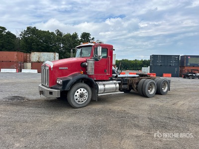 2006 Kenworth T800B 6x4 T/A Dagcabine Trekker