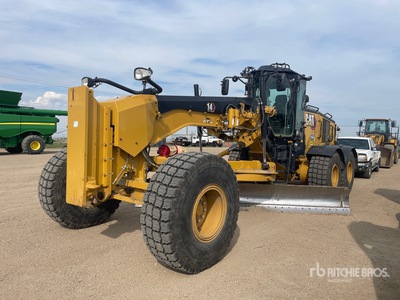 2021 Cat 14 ممهدات الأرض الآلية
