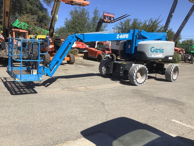 2020 Genie Z-60/37 4WD Diesel Articulating Boom Lift 2020 Genie Z-60/37 4WD Diesel Articulating Boom Lift