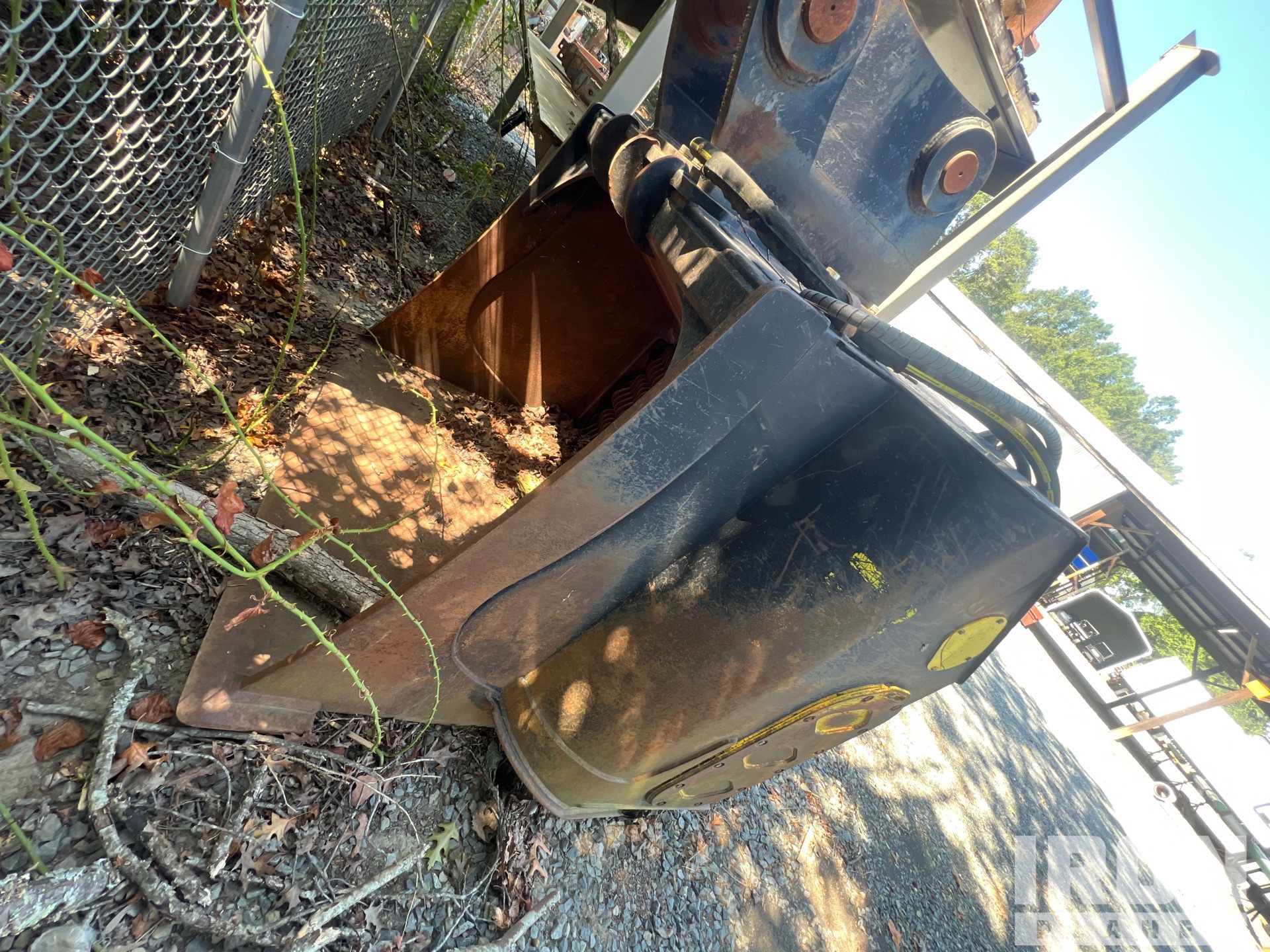 REMU PD3160 15 in Screening Bucket Cazo - Fits Excavators