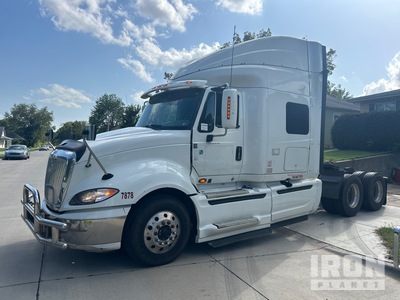 2017 International ProStar 6x4 3- Achs Sattelzugmaschine mit Schlafkabine
