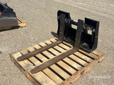 HLA HD12RR800 36 in Skid Steer Forks
