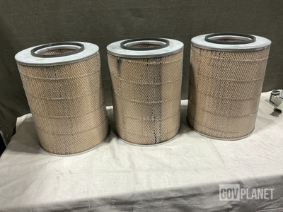 (18) Oshkosh 4HA579 Primary Air Filters