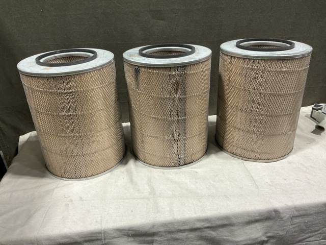 (18) Oshkosh 4HA579 Primary Air Filters