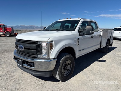 2019 Ford F-350 XL 4x4 Crew Cab شاحنة متعددة الاغراض